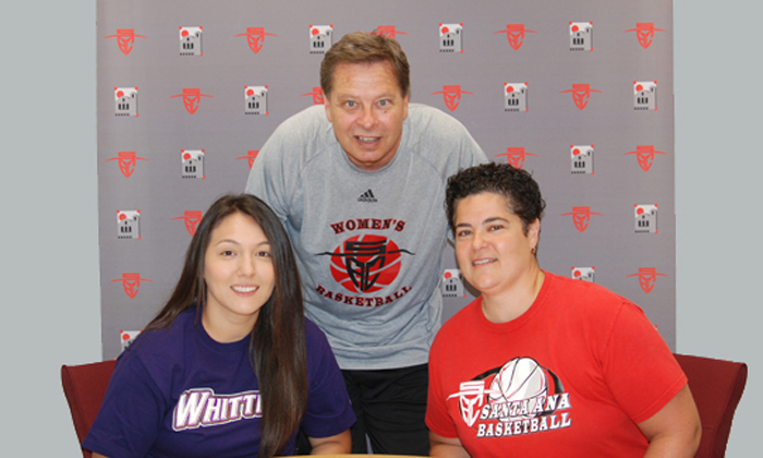 Jocelyn Calvillo Commits to Continue Academic and Athletic Career at Whittier College