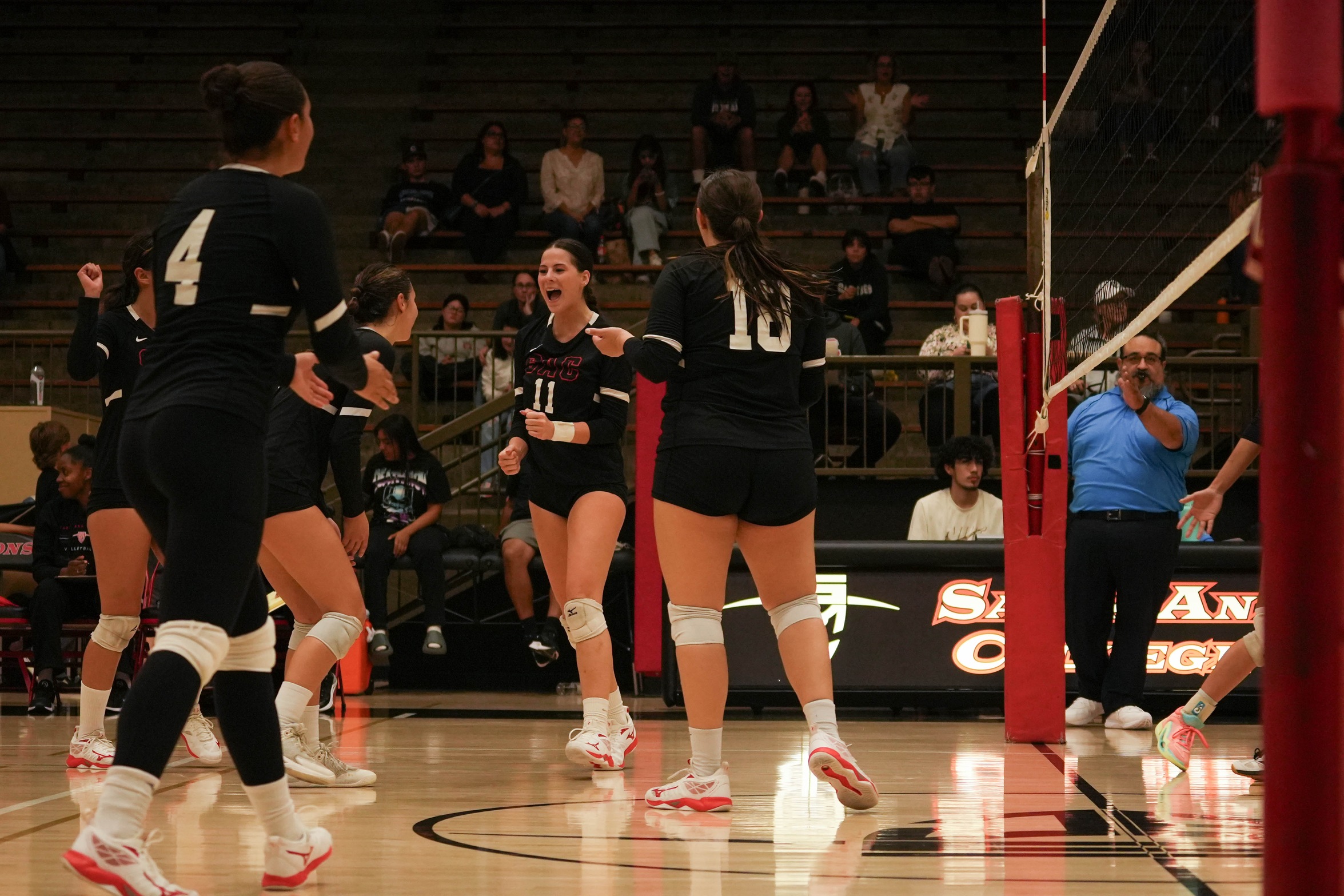 SAC Women’s Volleyball Defeats Santiago Canyon 3-1 in OEC Action