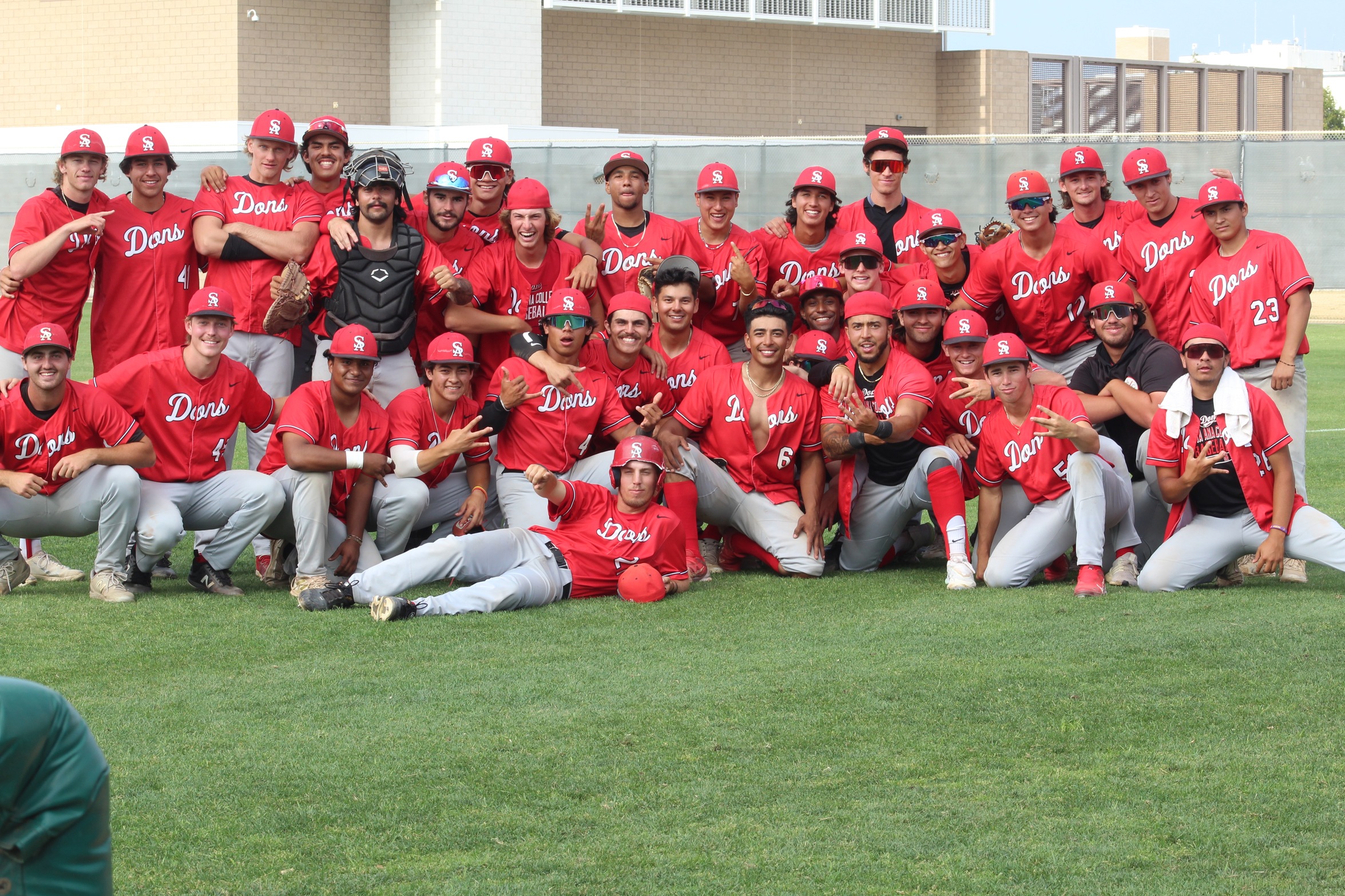 No. 4 Santa Ana Baseball Sweeps No. 13 Fullerton, Punch their Ticket to the State Championships