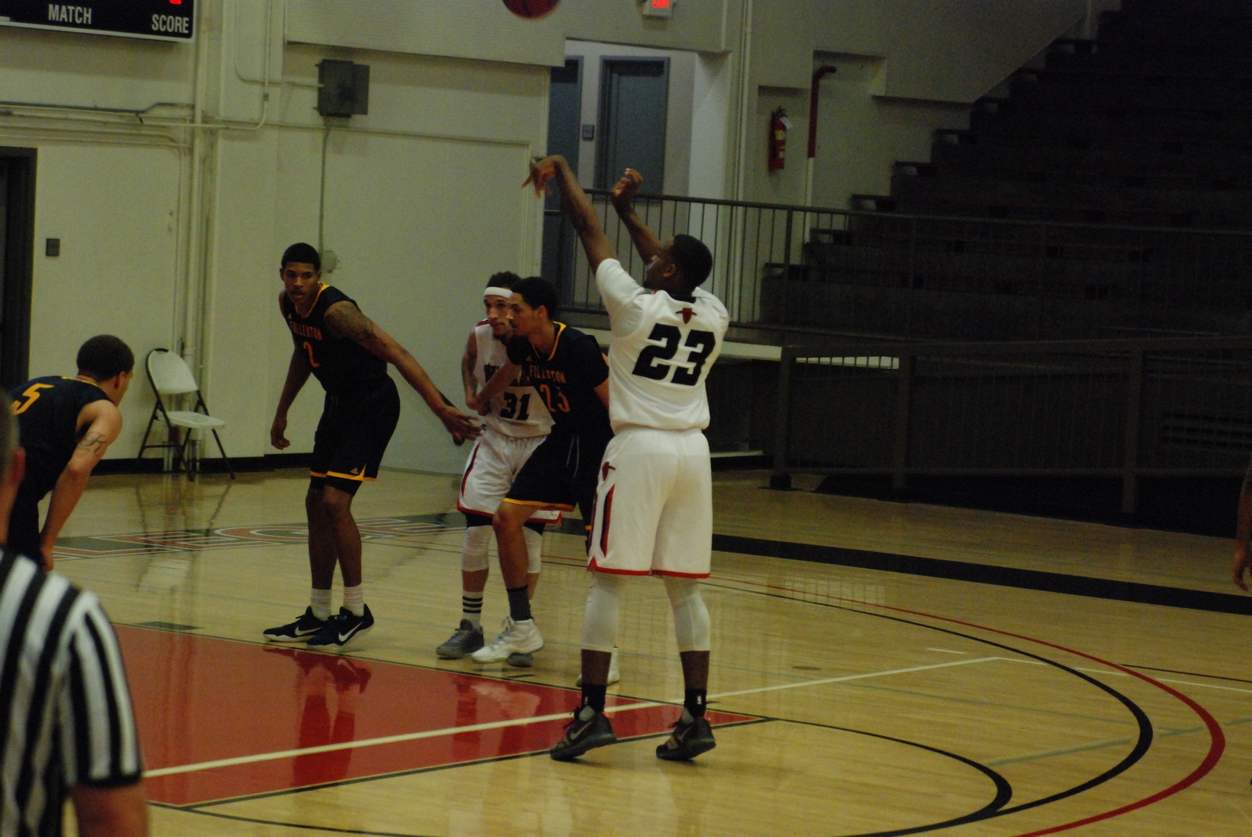Dons men’s basketball (6-14, 1-3) defeated Orange Coast College (7-12, 0-4) in the first Orange Empire Conference win of the season 102-95.