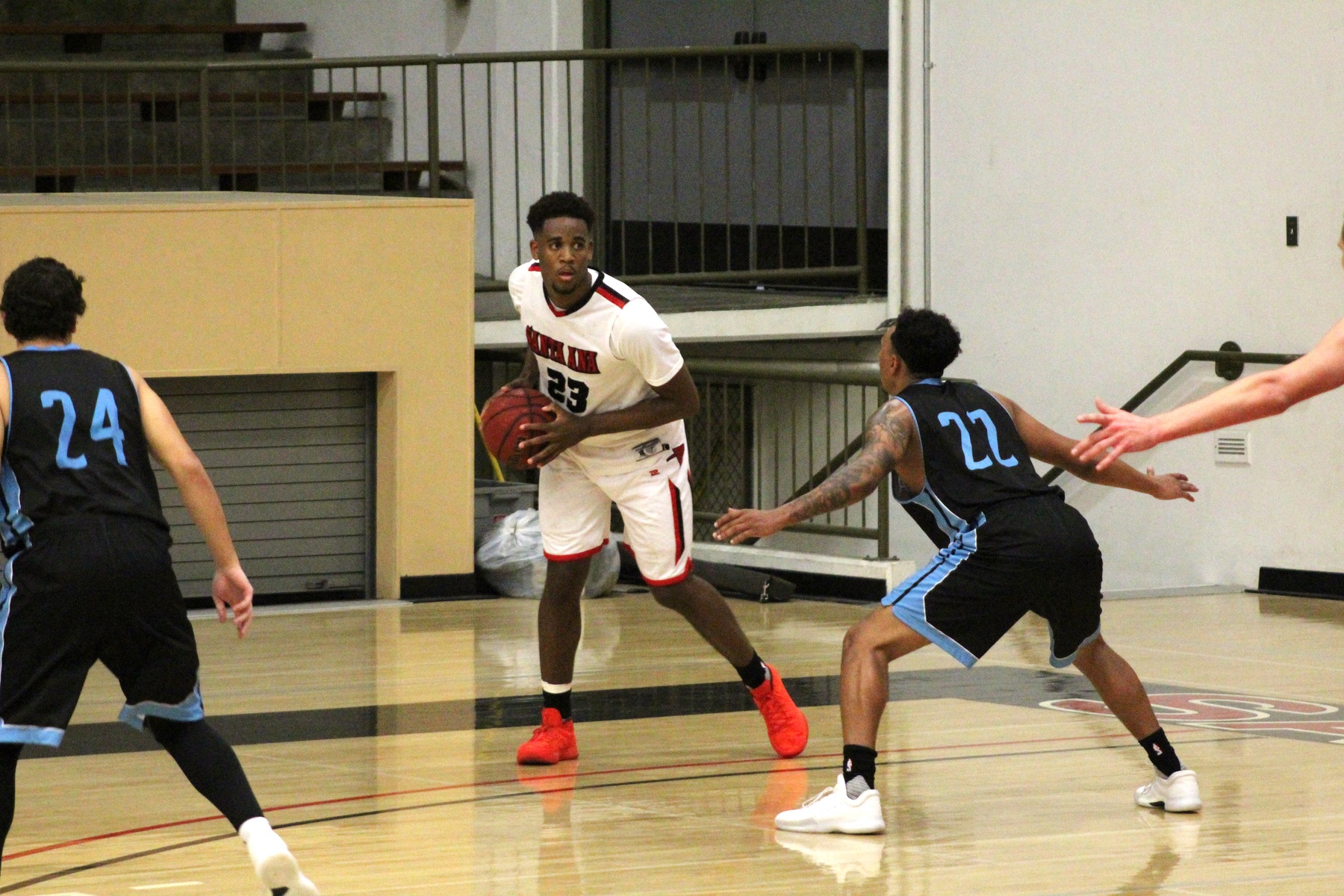 Dons Control the Paint in 73-54 Win Over Cuyamaca