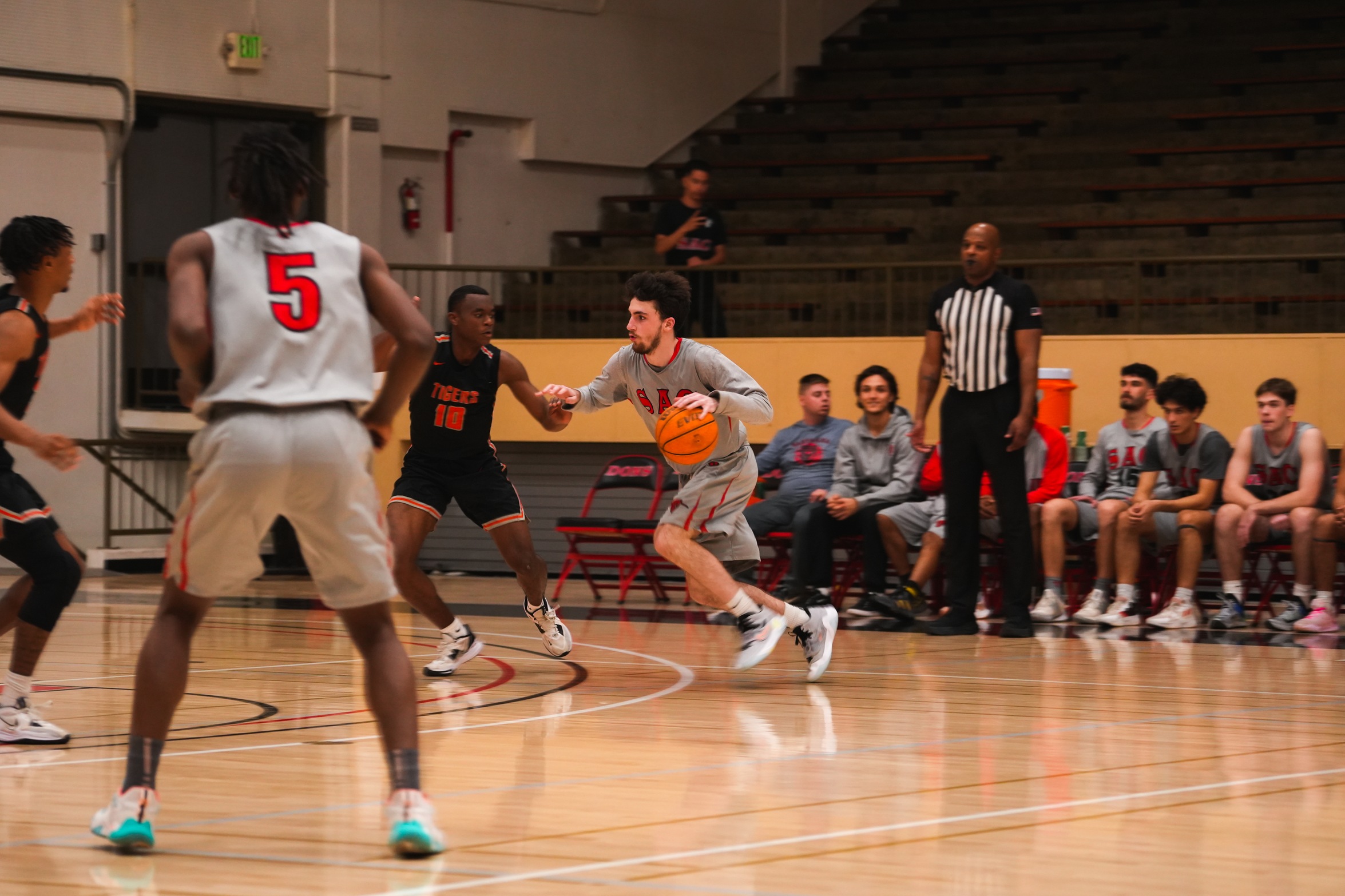 Sulka Drops 22 to Lift SAC to an 81-78 Win Over RCC