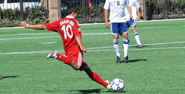 Carlos Martinez sends a cross into the box in the Dons 1-1 tie with El Camino College. Martinez assisted on the Dons lone goal of the game, scored by Jorge Muratalla.
