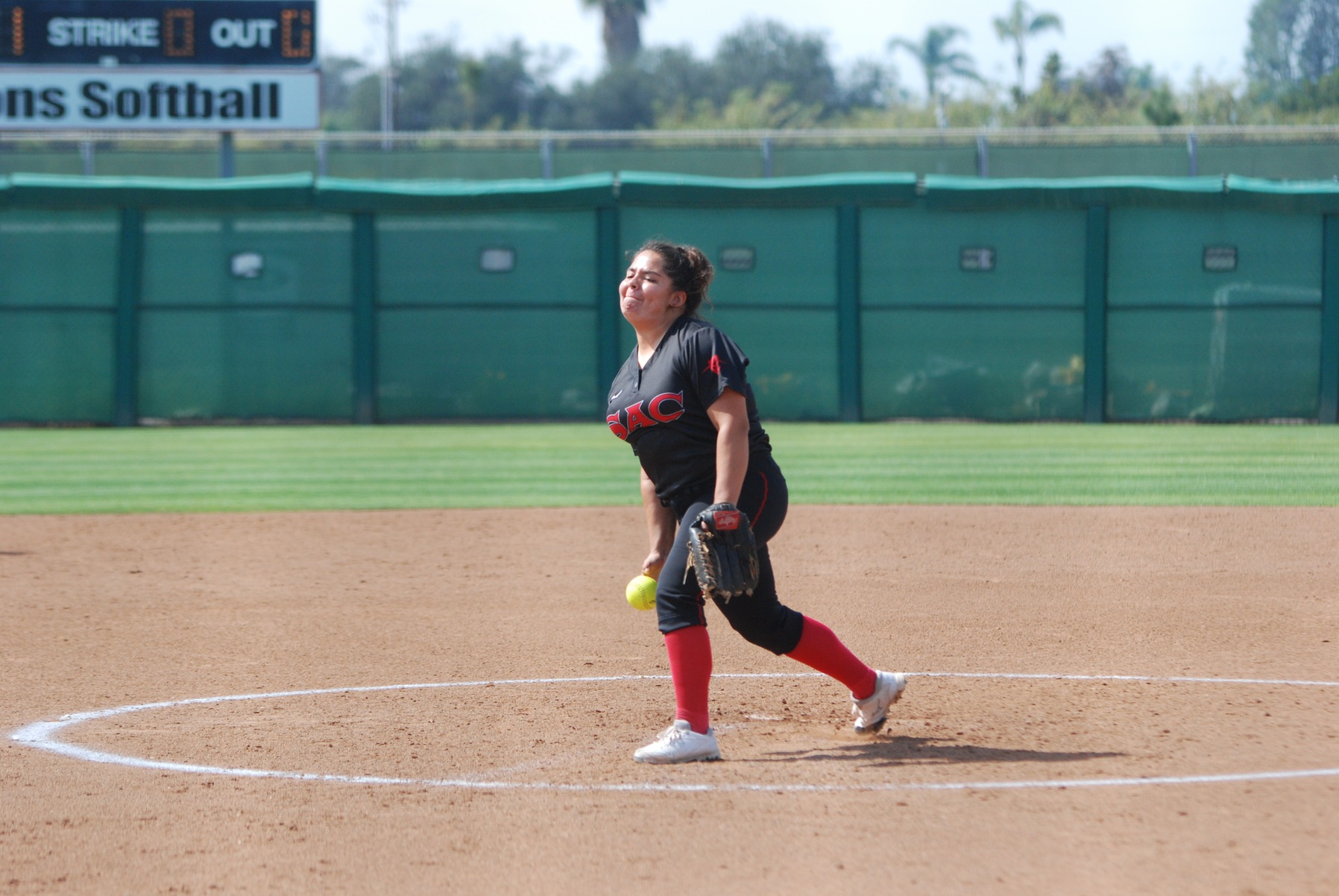 Dons Softball Fall Short in Match-up Against Cypress