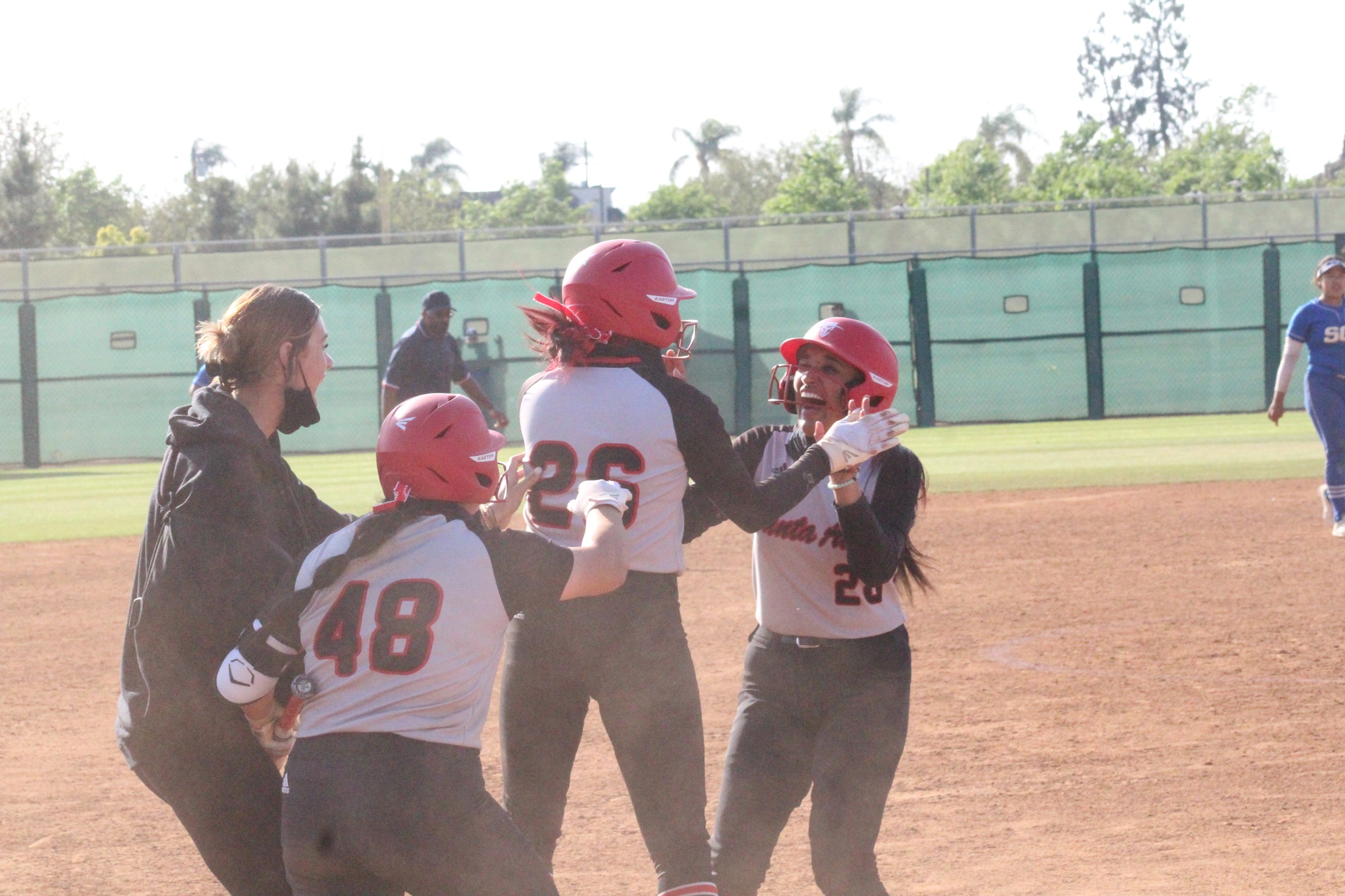 SAC Softball Stays Hot with Two Wins and a Walk-Off Over SCC