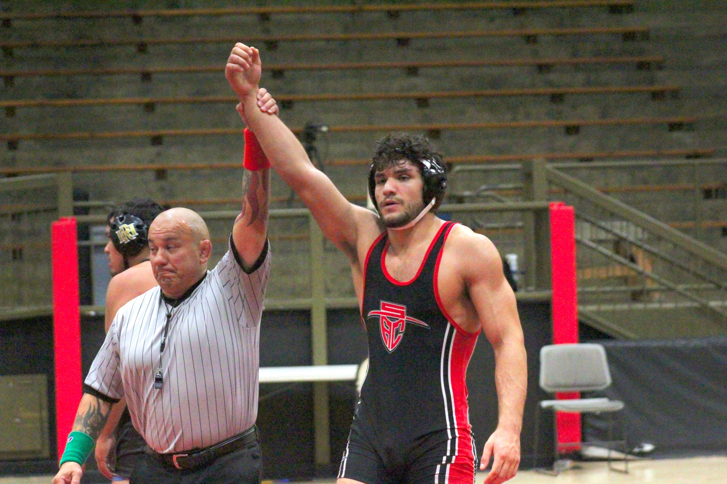 Dons Wrestling Outlasts No. 10 Rio Hondo for 28-23 Win