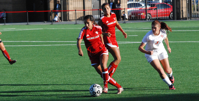 Dons Play Orange Coast Tight but Unable to Find Offense in 1-0 Loss