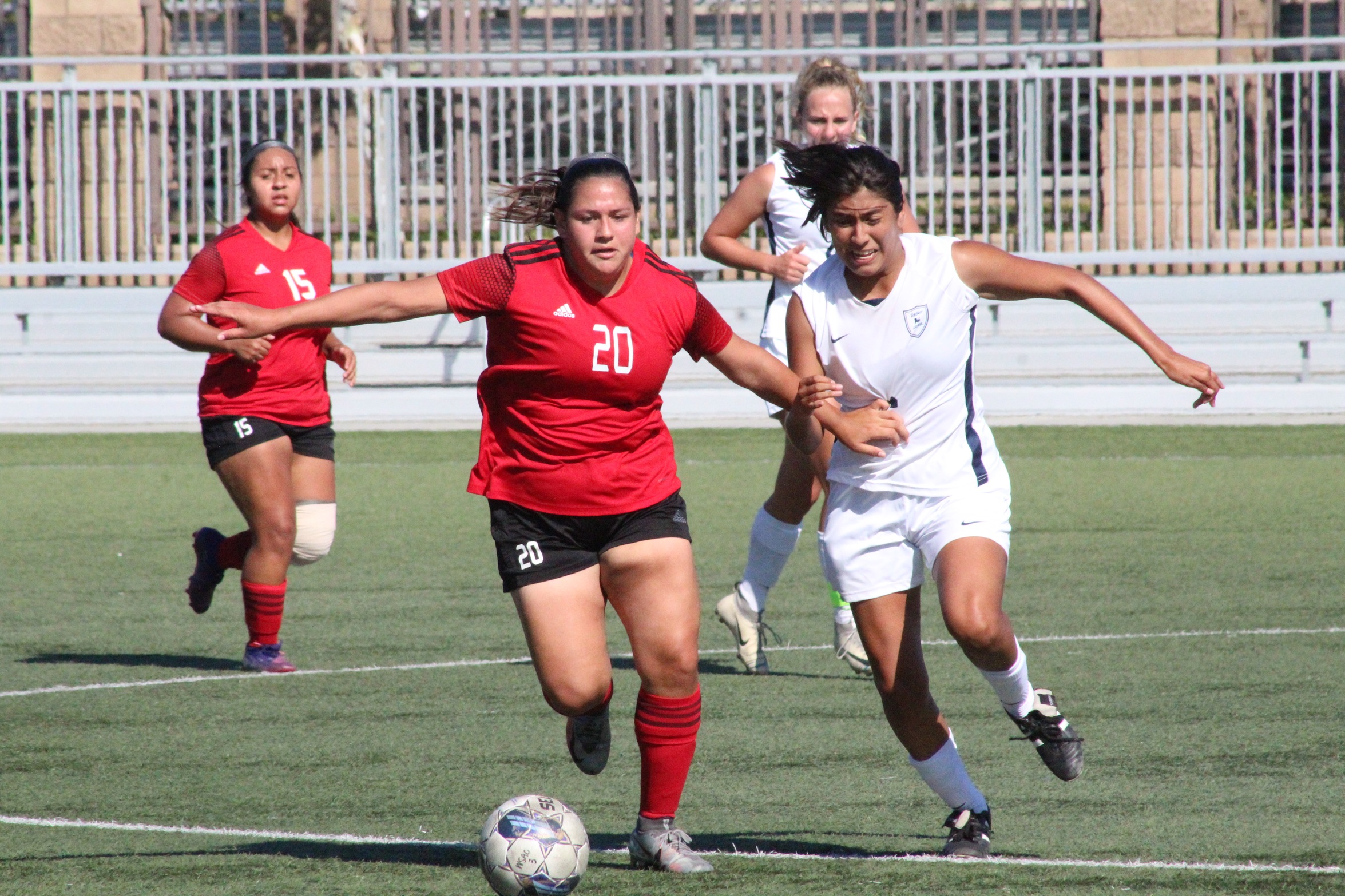 Dons Women’s Soccer Starts OEC Play with 3-1 Win Over IVC
