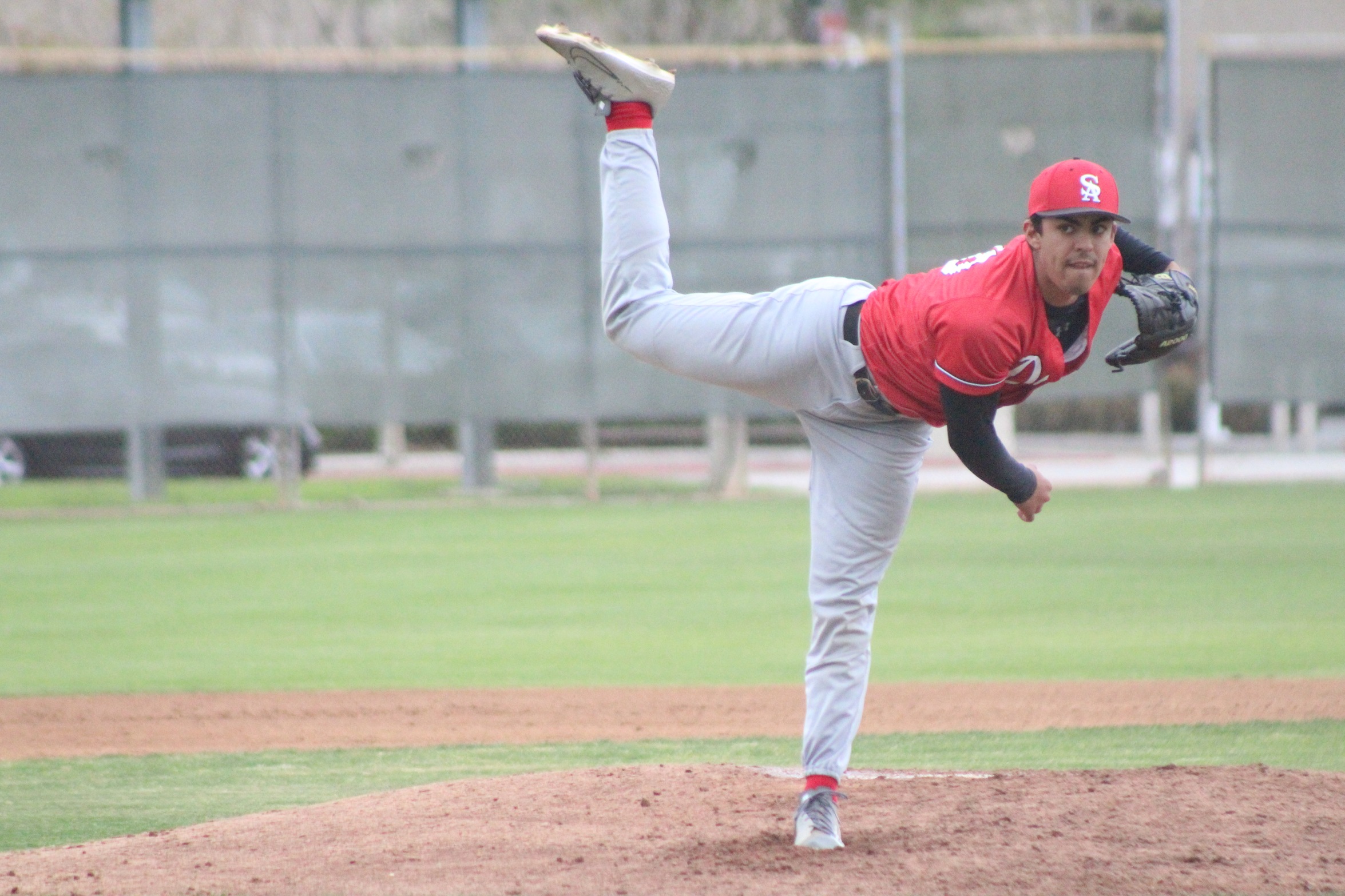 Dons Shutout Canyons 6-0 for Fourth Consecutive Win