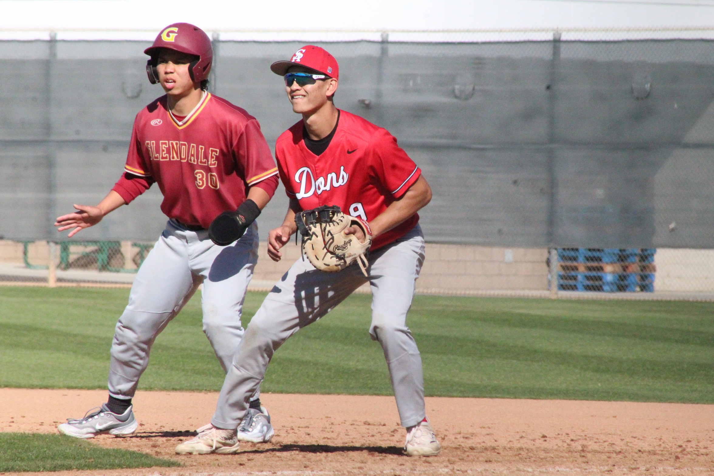 Dons Fall to Glendale, 8-4