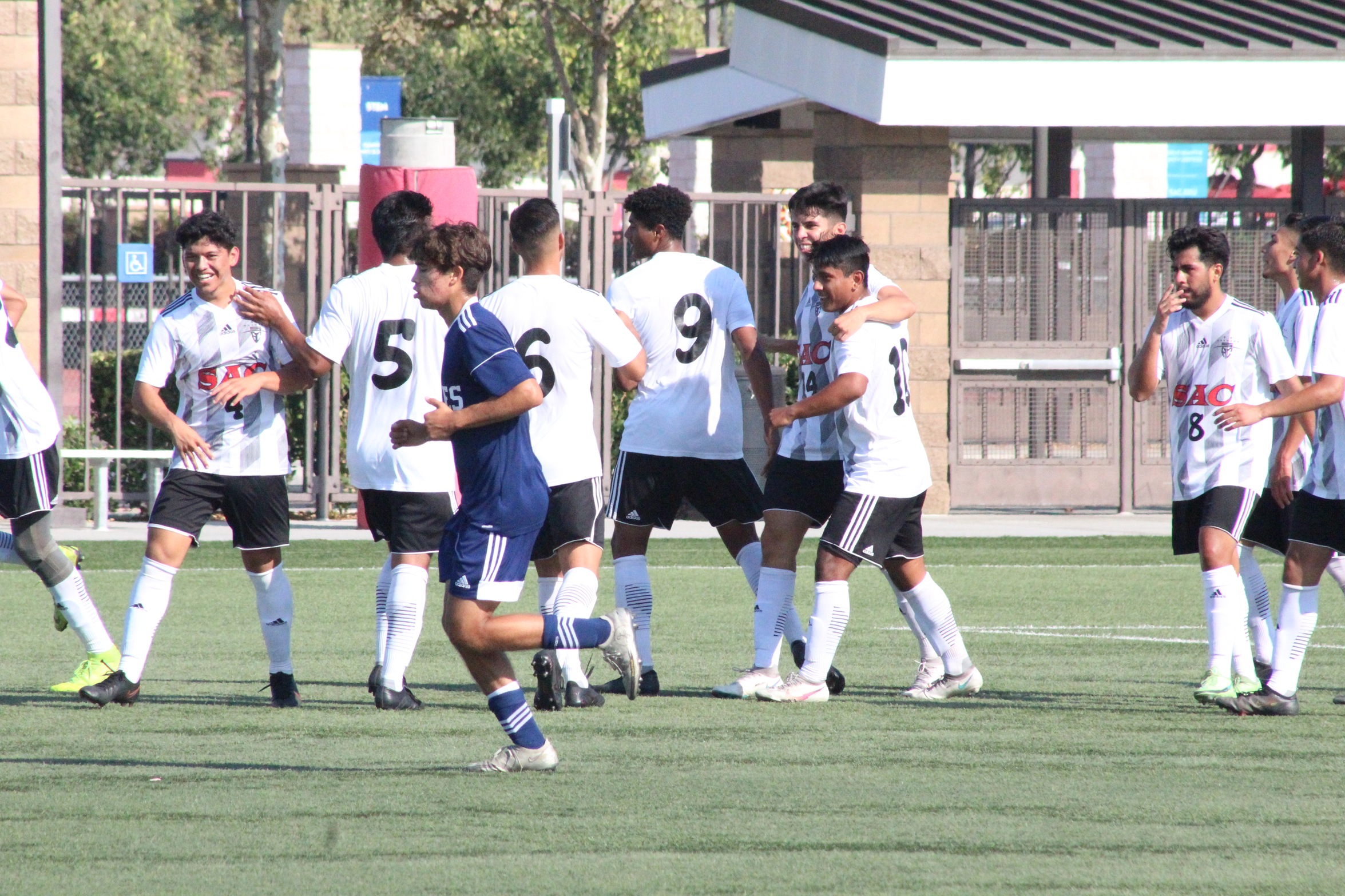 Santa Ana Men’s Soccer Uses Two First Half Goals to Defeat LA Mission 2-1